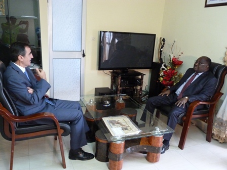 L’Ambassadeur Nicolas Berlanga-Martinez en visite d’au revoir à la HAAC